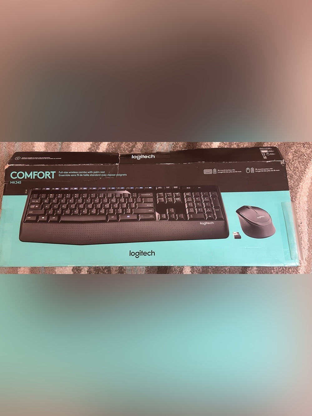 Logitech Comfort Wireless Keyboard and Mouse Combo - Black and Teal